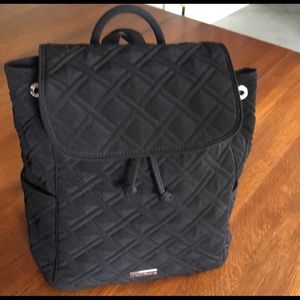 Like New! Vera Bradley quilted drawstring backpack